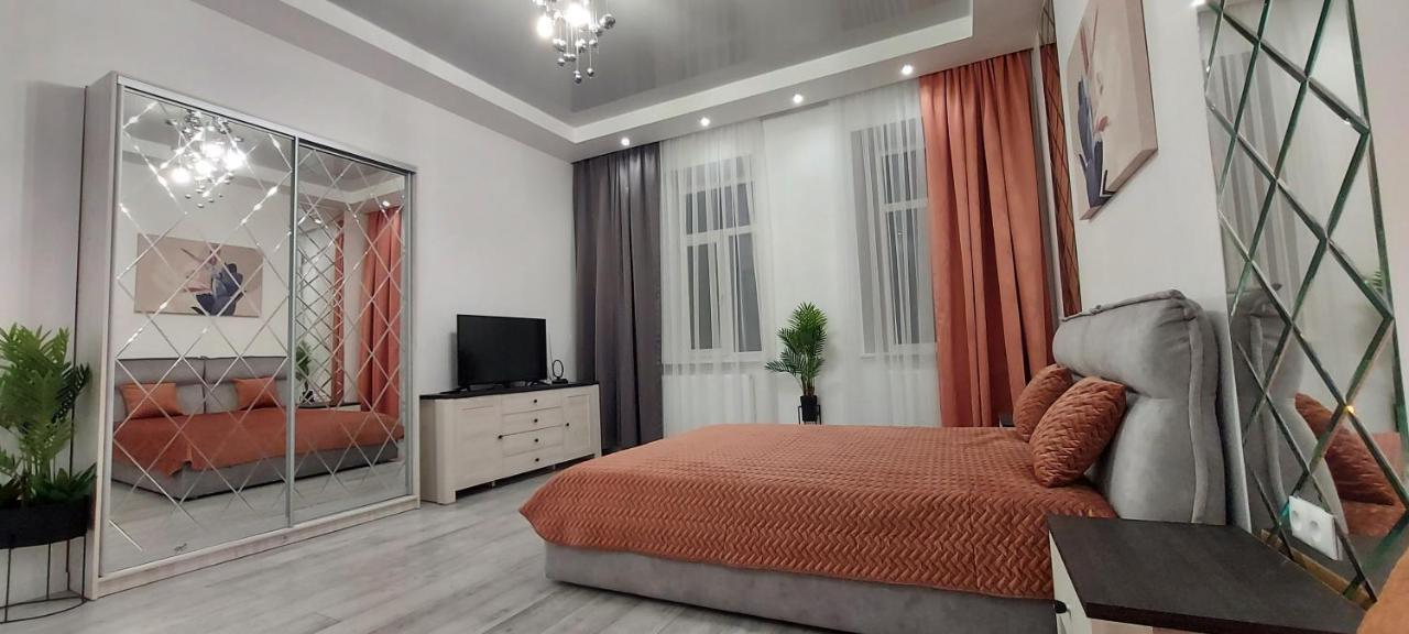 1 Bedroom On B. Khmelnytskogho - Centre إلفيف