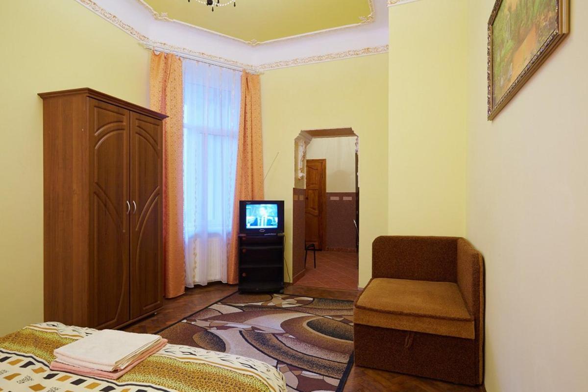 شقة 1 Bedroom On B. Khmelnytskogho - Centre إلفيف
